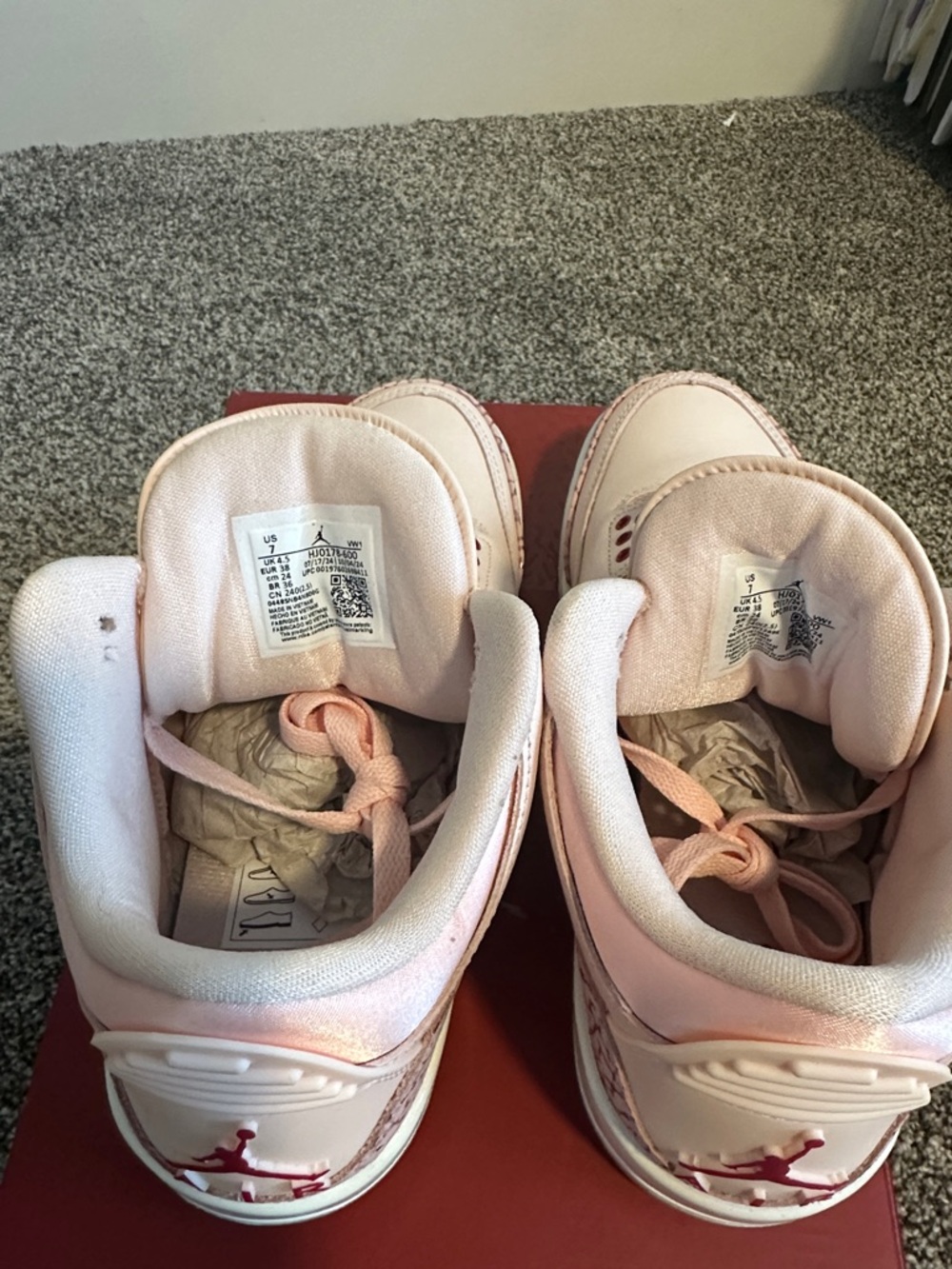 Jordan Retro 3 Sneakers in Pale Pink with Red Accents - Picture 6 of 9